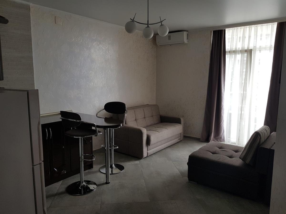 Aparthotel Viva Blue Batoumi Extérieur photo