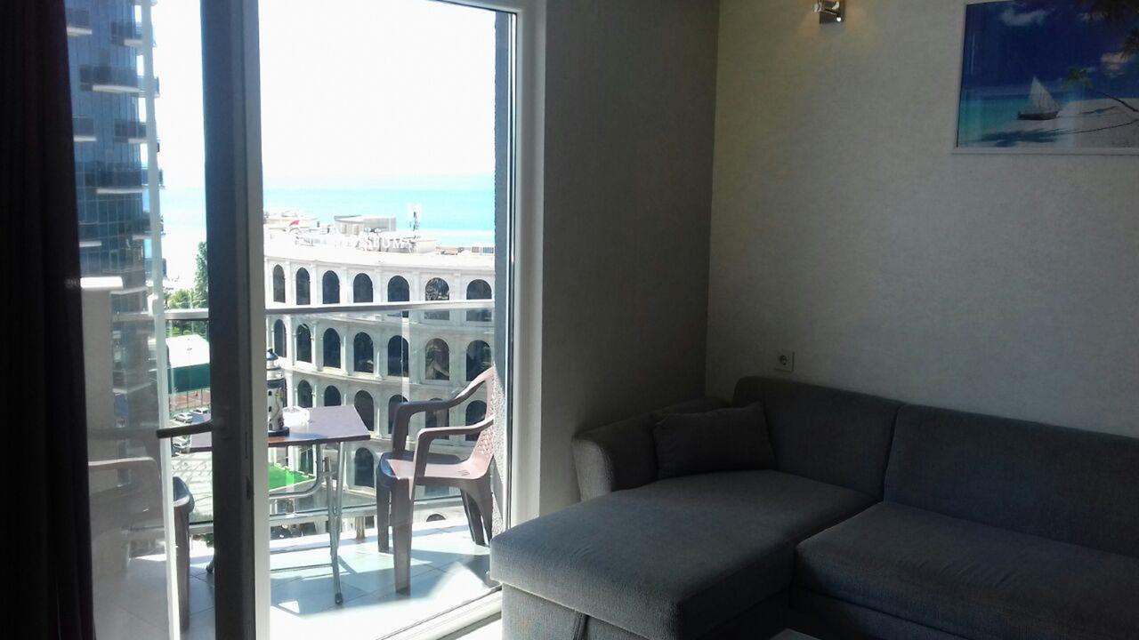 Aparthotel Viva Blue Batoumi Extérieur photo